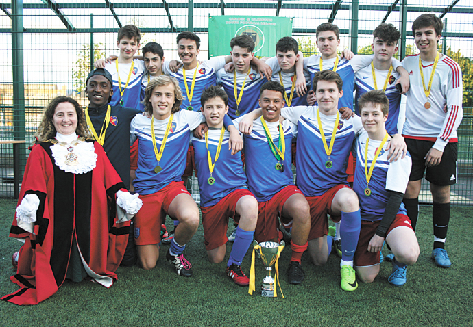 Night of high drama in youth league cup finals St Johns Wood U16s