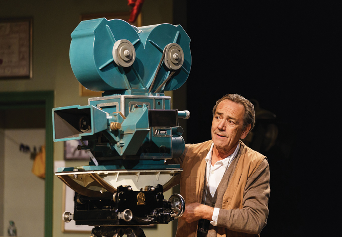 Robert Lindsay Prism credit Manuel Harlan