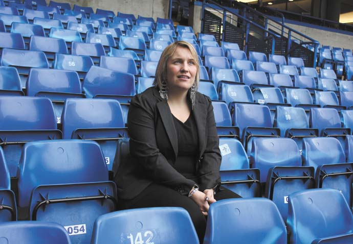 Emma Hayes-etoe2