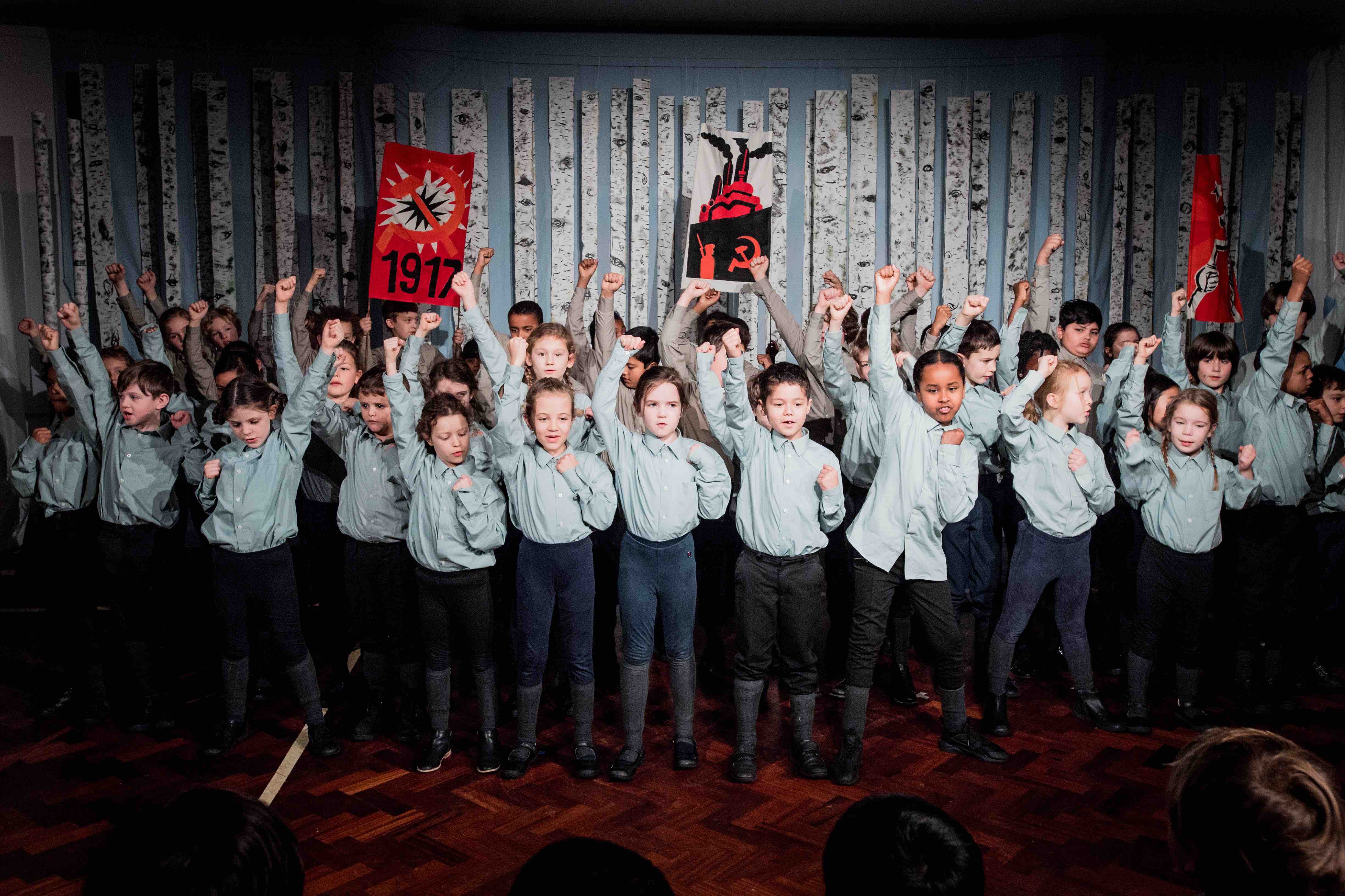 Sem'ye - English Touring Opera