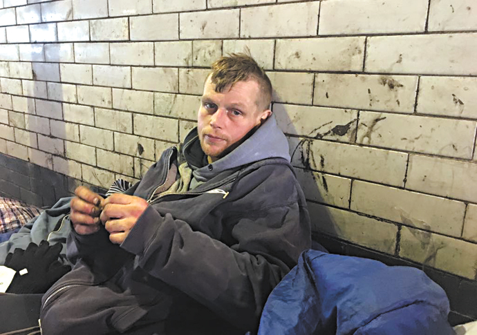 Crackdown leaves homeless people under Finsbury Park bridge without beds Jason Foster_homeless