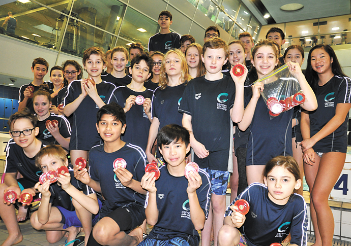 Coach praises ‘determined’ swimmers after medal haul Swiss Cottage Swimmers