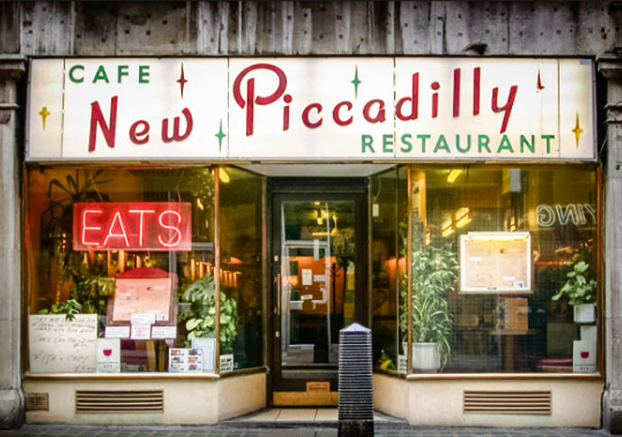 Soho café, for those with a taste for nostalgia New Piccadilly