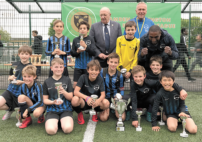 Dramatic finals night brings curtain down on ‘fantastic season’ The Hill Blue U11s Challenge Cup Winners