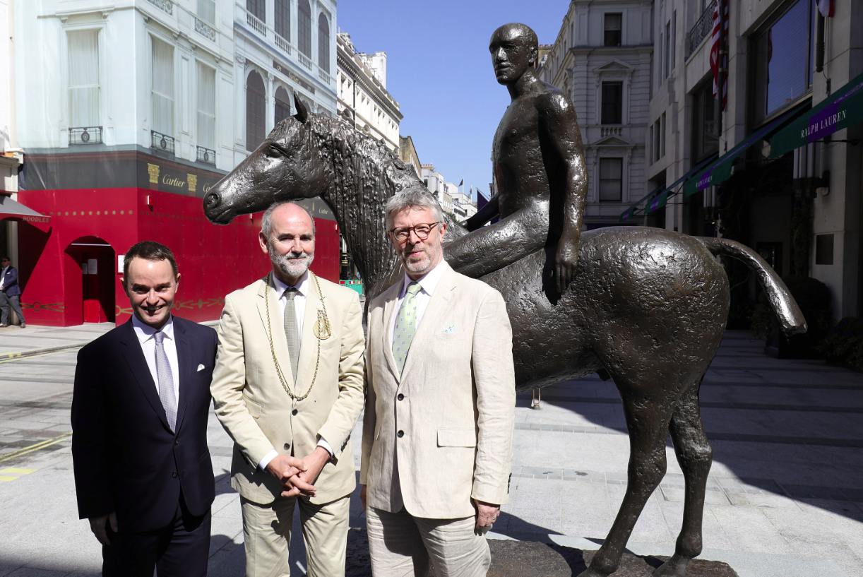 From Nero to Bond Street: new home for famous Horse and Rider sculpture screen-shot-2018-06-29-at-15-21-12
