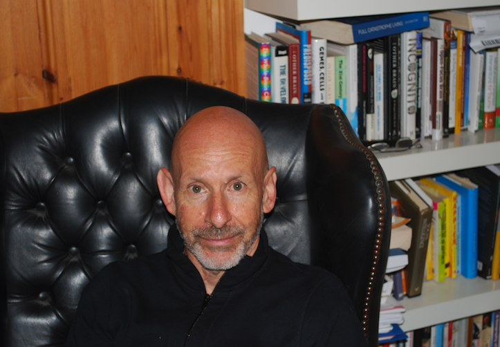 Children’s brains ‘hijacked’ by phones and apps, warns leading psychotherapist Graham Music