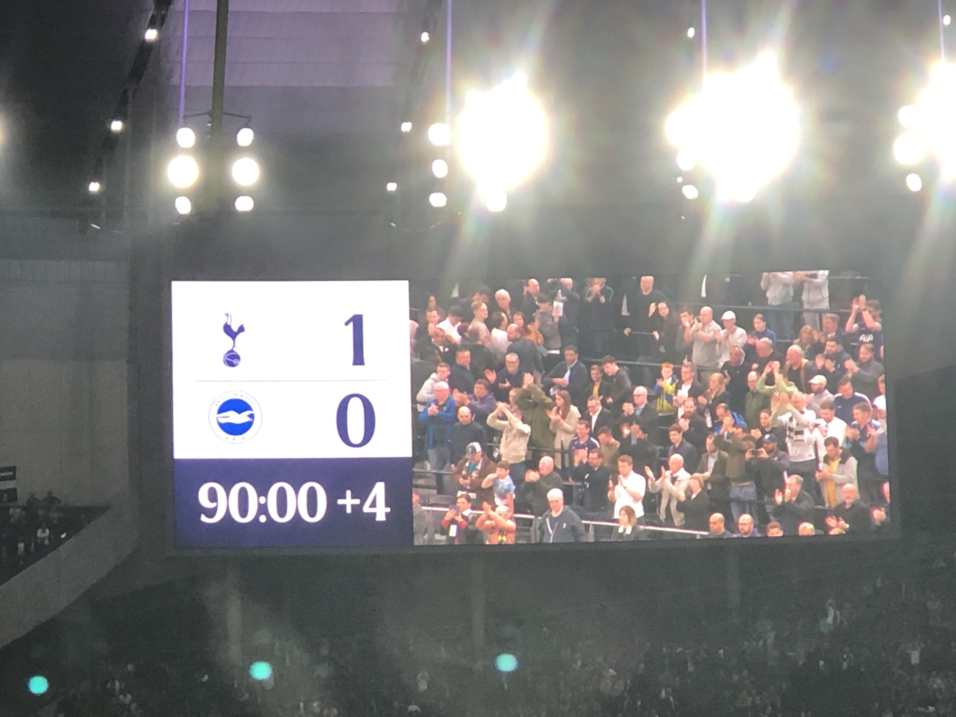 Last-gasp Spurs leave it late against Brighton IMG_0966