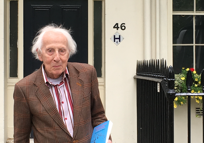 Cecil Woolf, publisher who was last relative to have known Virginia cecilwoolf