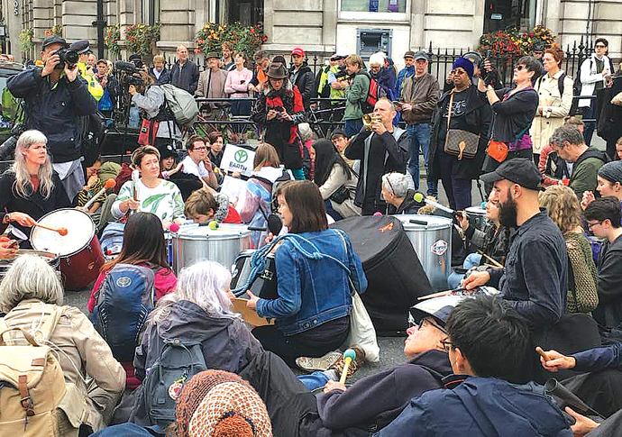 Court rules ban on XR protest was unlawful Extinction Rebellion protesters