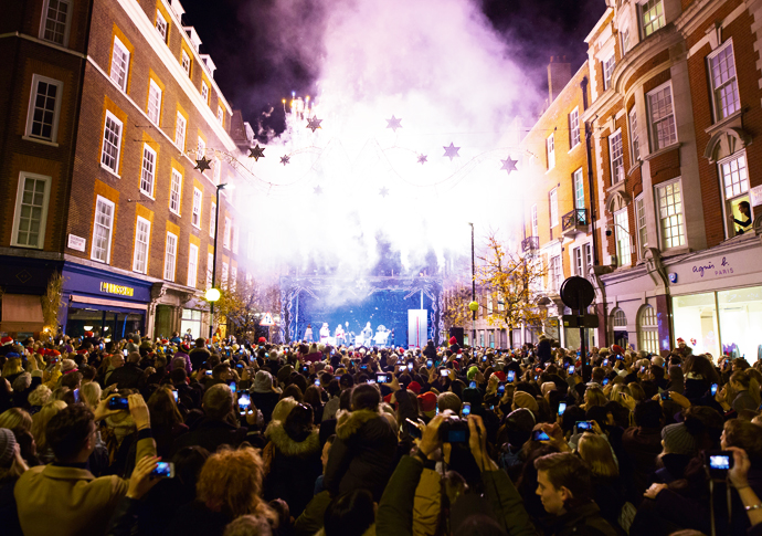 Marylebone christmas lights switch on-3