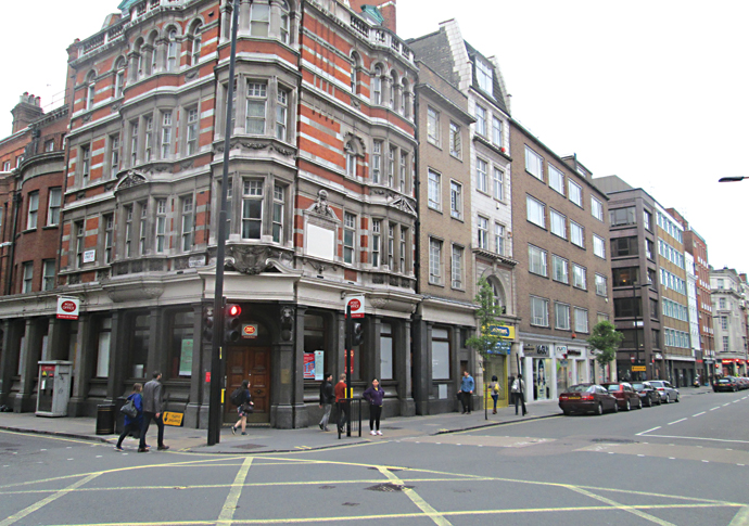 Petition against the closure of this Crown Post Office St Marylebone 1: Great Portland Street