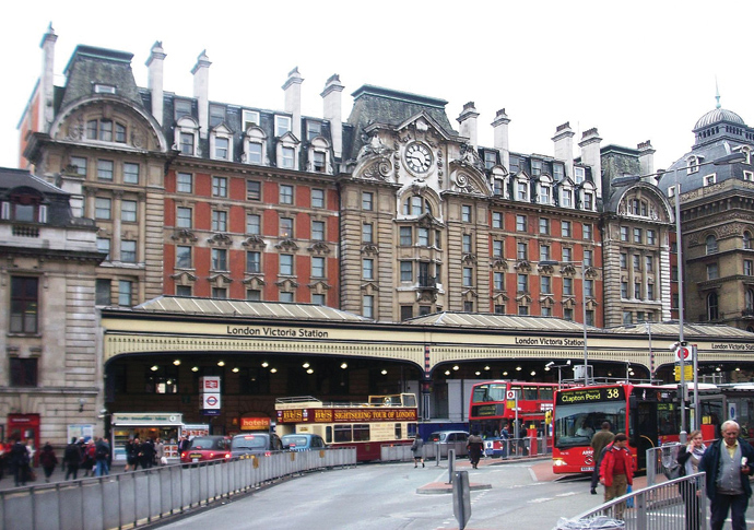 Victoria station