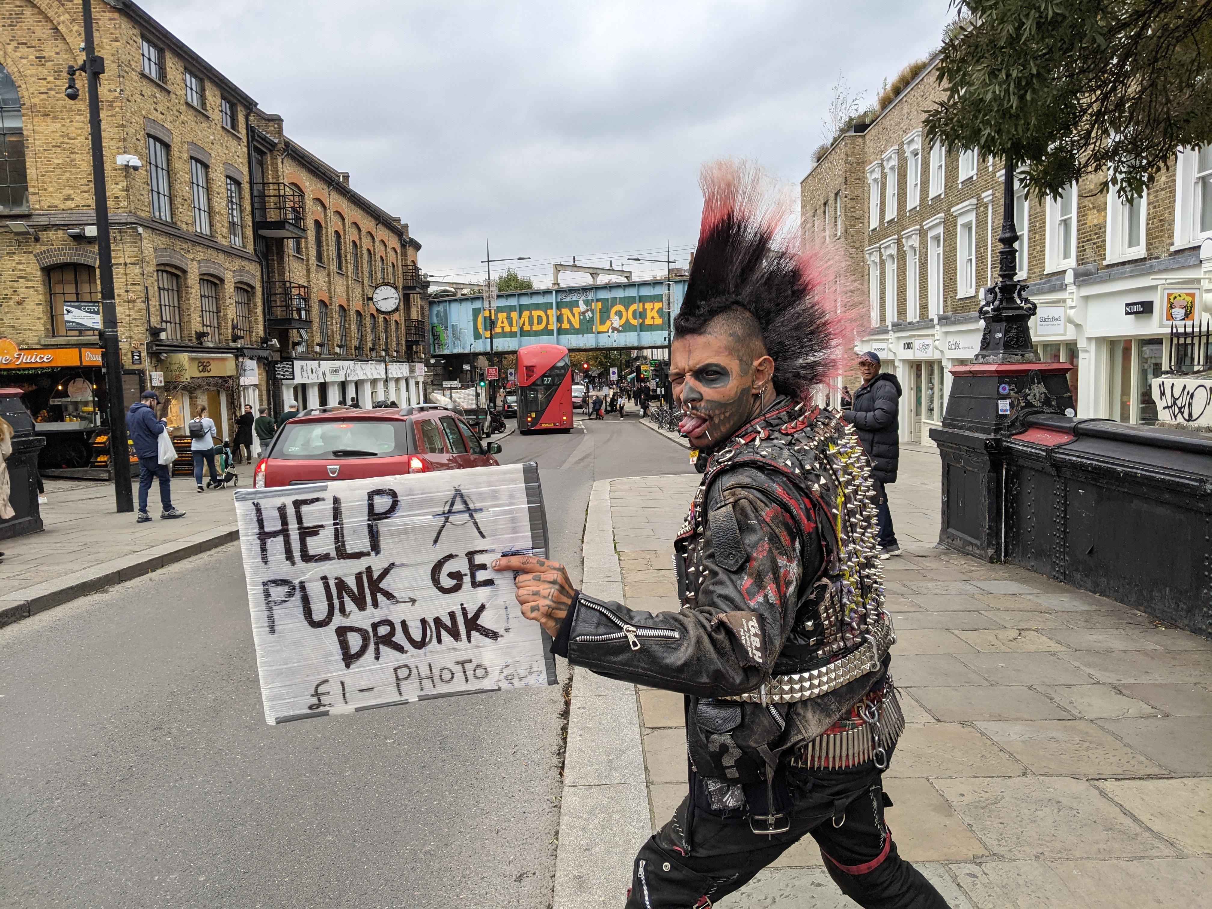 Punk block! Anger at bridge ban in Camden Town Anderson Garcia Rodrigues