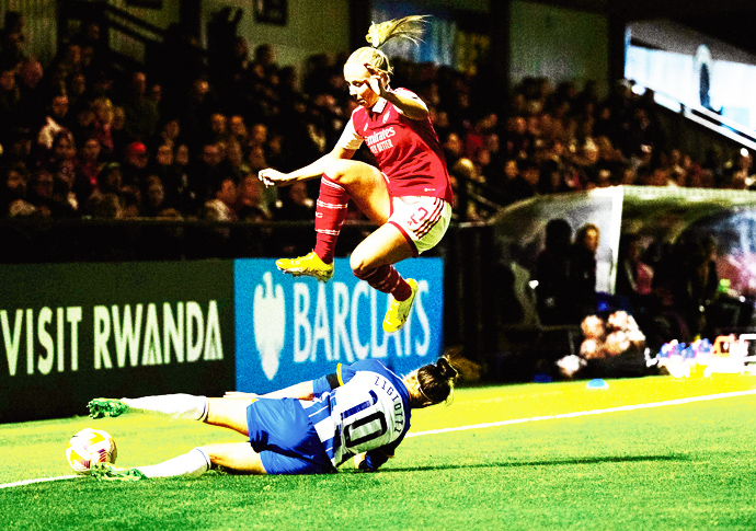 Arsenal v Brighton - Barclays FA Womens Super League - Meadow Park