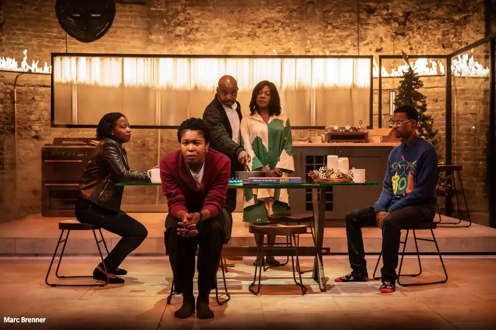 The Clinic_Almeida Theatre_credit Marc Brenner