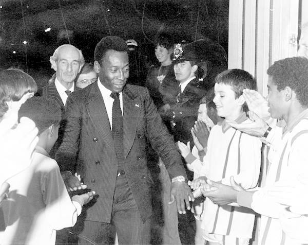 The day Pele came to Paddington 14517543_1070417239720610_7301385304337252382_n