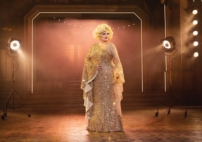 Carl Mullaney in La Cage aux Folles Photo Mark Senior.