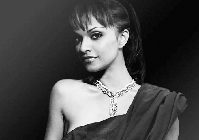 Danielle de Niese_photo Chris Dunlop - Decca copy