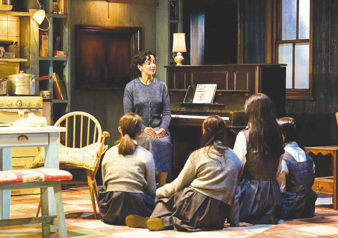 Review: The Hills of California, at Harold Pinter Theatre Laura-Donnelly_Mark Douet