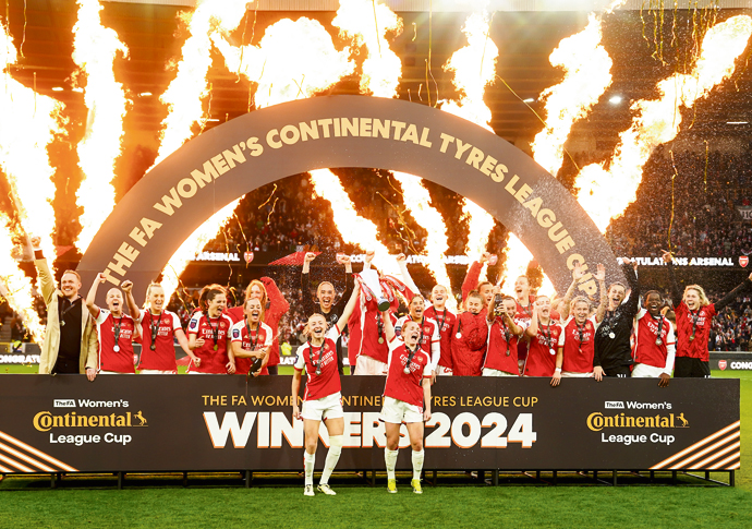 FA Womens Continental Tyres League Cup Final - Arsenal v Chelsea - Molineux Stadium