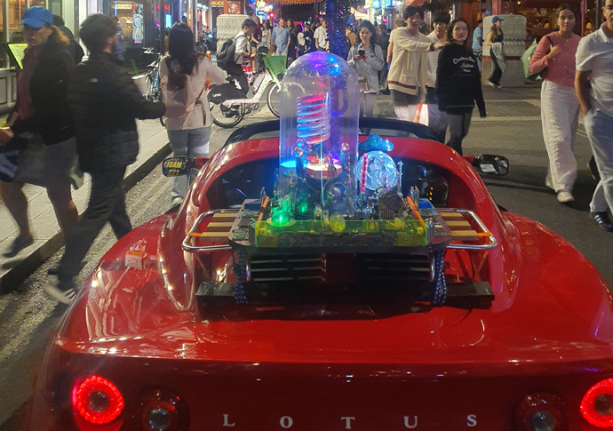 Soho search for ‘reel’ encounters UFO 10