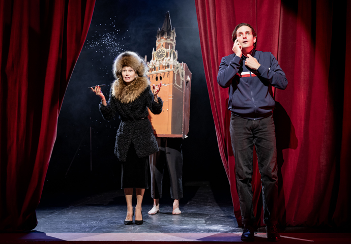 Seagull True Story, Marylebone Theatre, credit Mark Senior (1)