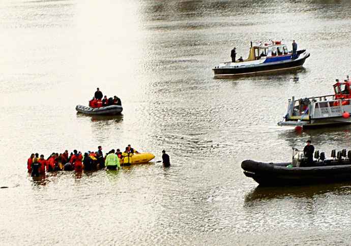 Harrington: Ace in the River Thames Harrington_Thames_Whale_Rescue_2006