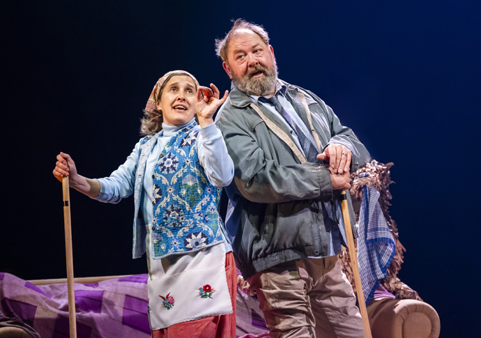 Review: The Unlikely Pilgrimage of Harold Fry, at Theatre Royal Haymarket TUPOHF_WESTEND_ photo TristramKenton13