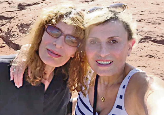 Nancy Pexton with her sister Jennifer Abbott