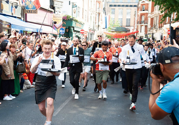 Setting off the Soho Waiters RAce