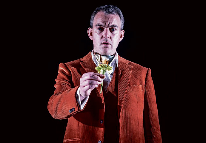 Review: The Importance of Being Oscar, at Park Theatre Theatre_Alastair Whatley_ Oscar credit Marc Brenner